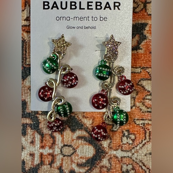 BaubleBar Ornament To Be Red & Green Star Crystal Dangle Christmas Earrings - Picture 2 of 2